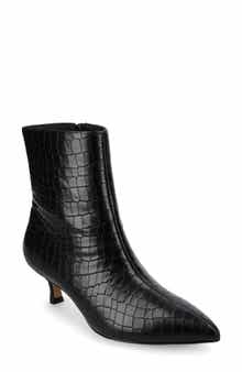 Journee Collection Arely Bootie
