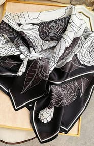 SILKSILKY Silk Square Scarf