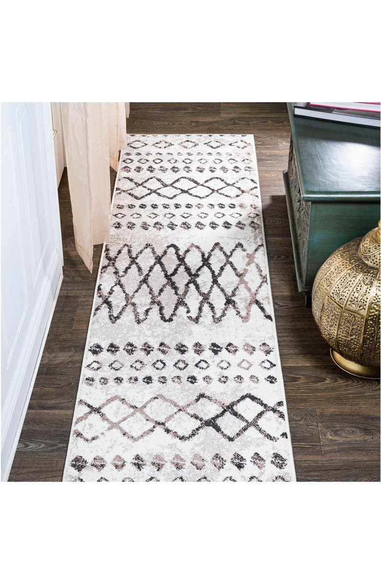 JONATHAN Y Aksil Moroccan Diamond Area Rug, Alternate, color, Ivory/Brown