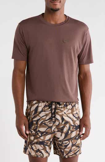 VA Circle Icon Performance Graphic T-Shirt