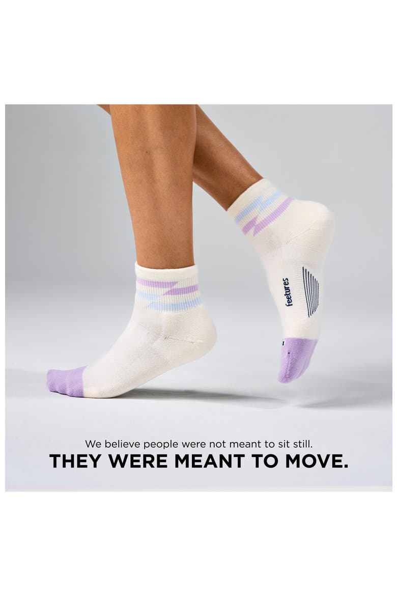 Elite Max Cushion Quarter Sock Athletic Running Socks, Targeted Compression, Moisture Wicking, Alternate, color, Soft Track