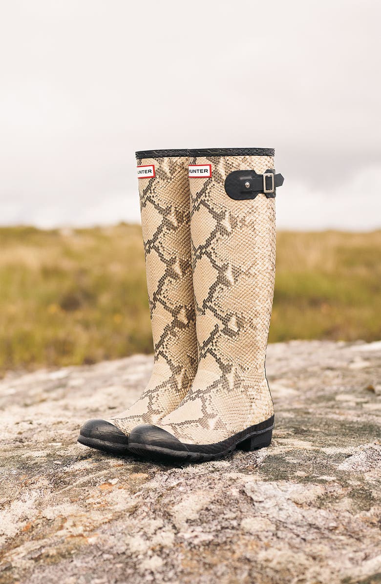 Hunter 'Carnaby' Rain Boot, Alternate, color,