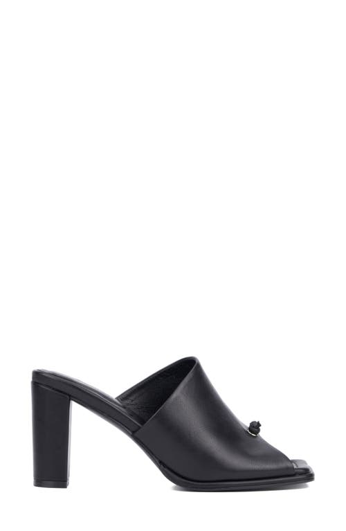 Torgeis Darla Slide Sandal In Black