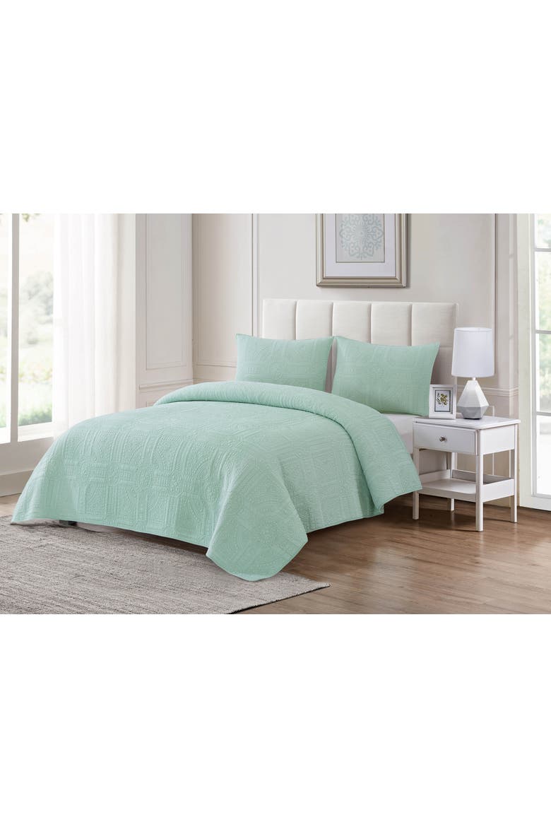 Courtyard Sea Glass Full/Queen3-Piece Quilt Bedding Set, Main, color, Green