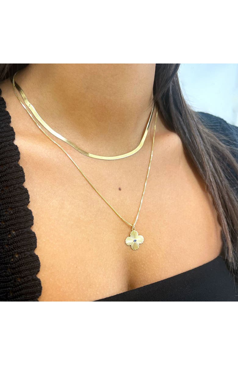 The Lovery Fine Jewelry Fluted Blue Sapphire Clover Charm, Alternate, color, Blue Sapphire