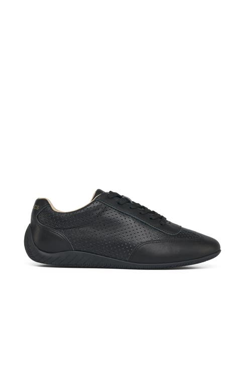 Mary Sneaker