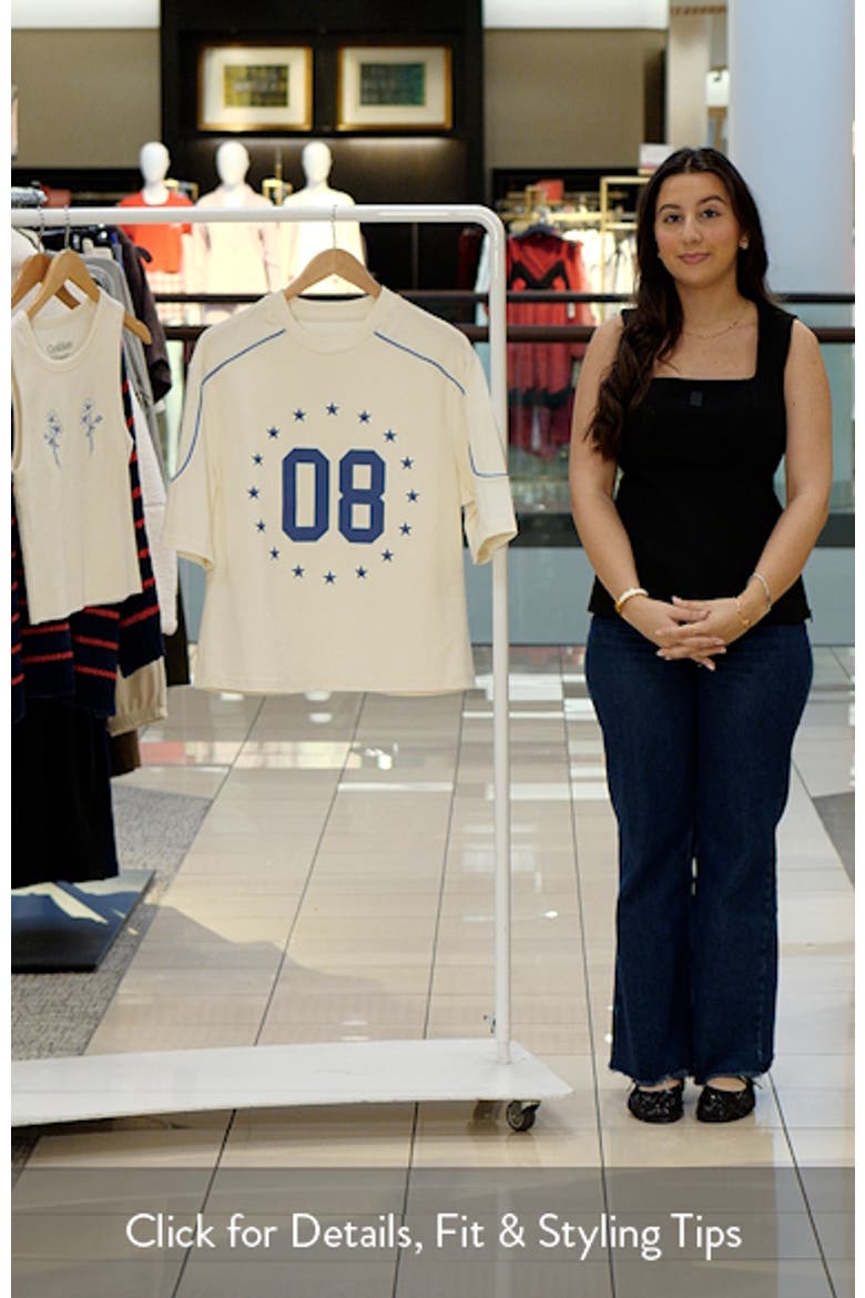 08 Stars Graphic T-Shirt video