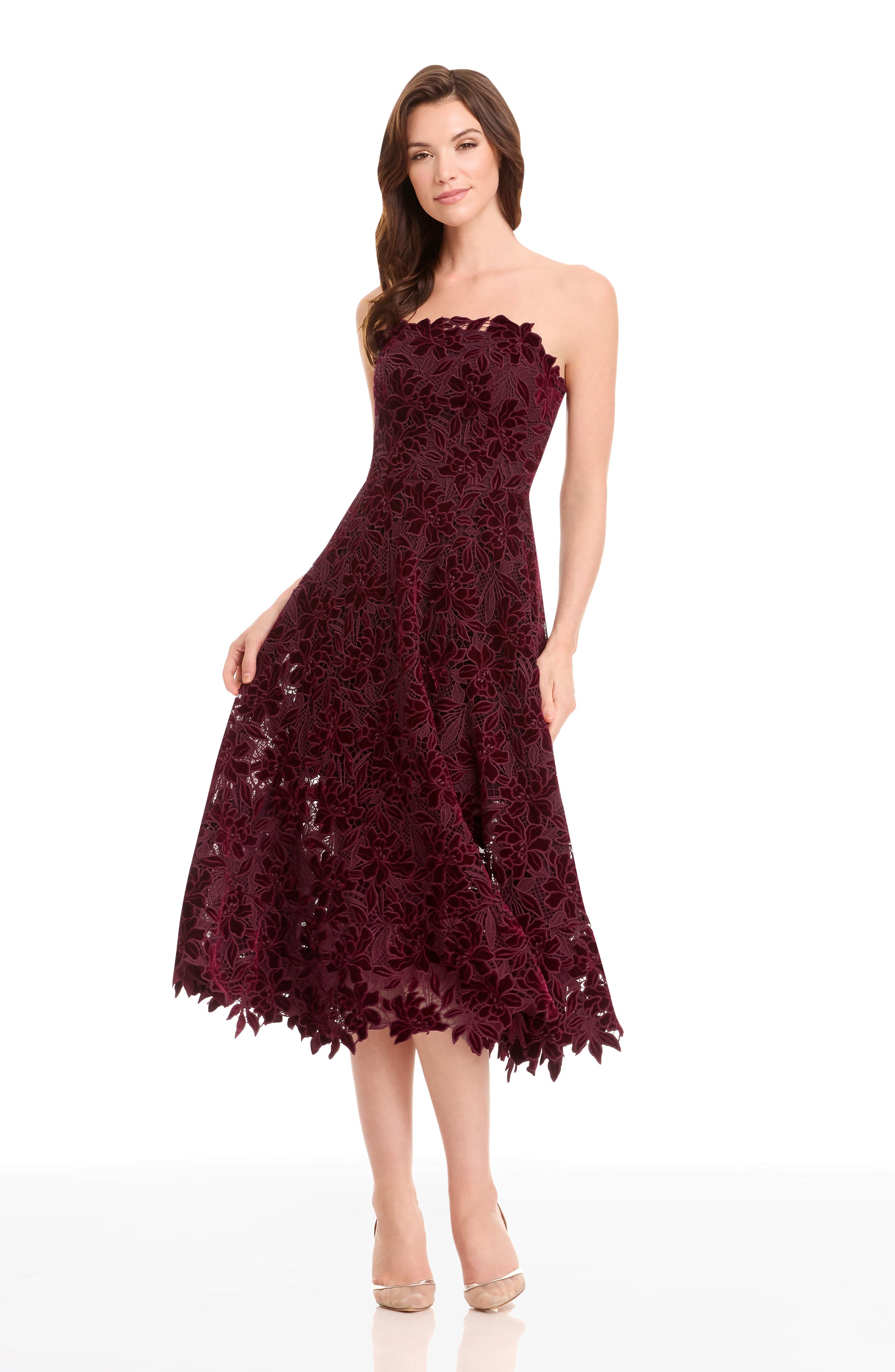 kailyn floral appliqué strapless cocktail dress Kailyn Velvet Floral Lace Strapless Cocktail Dress (Women)