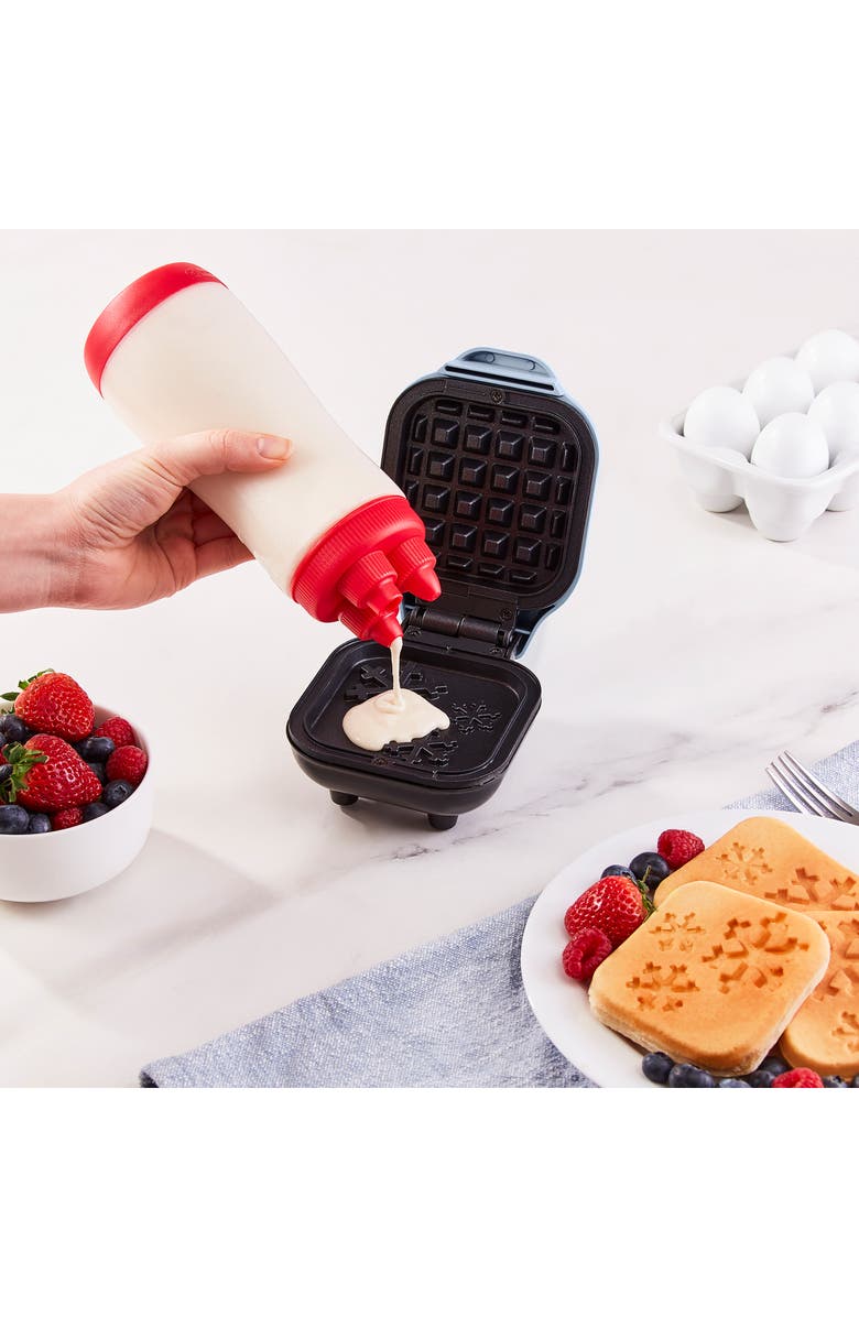 Dash Snowflake Mini Waffle Maker, Alternate, color, Light Blue