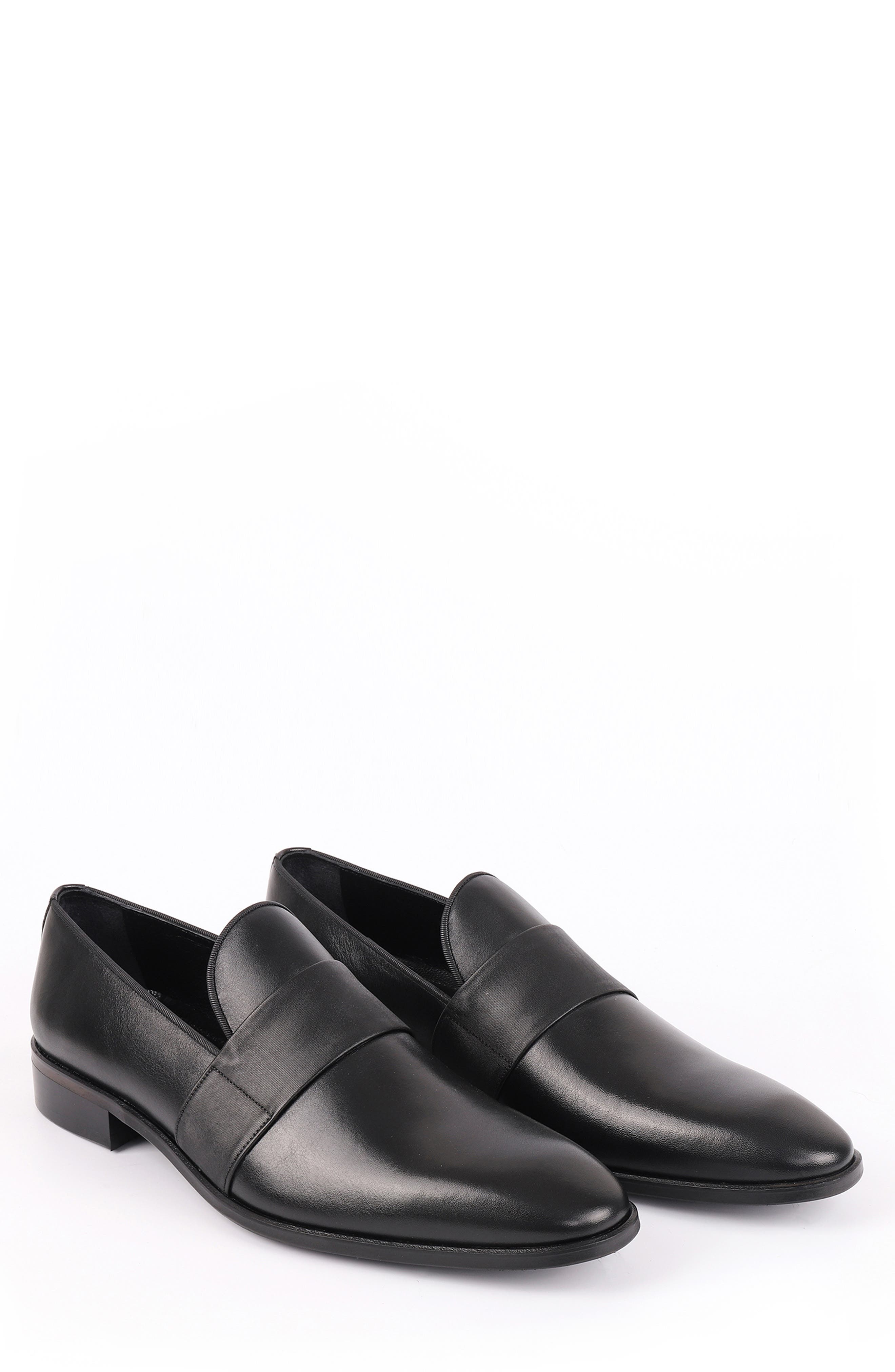VELLAPAIS Jonesville Loafer, Alternate, color, Black