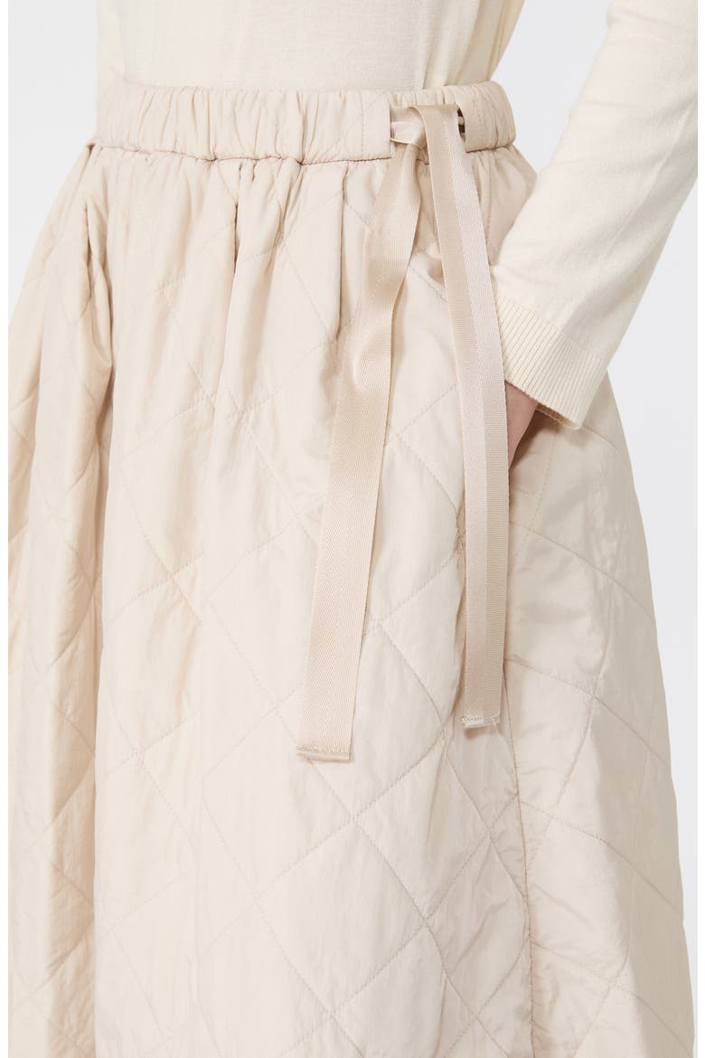 WKDBRIOSE, Alternate, color, IVORY
