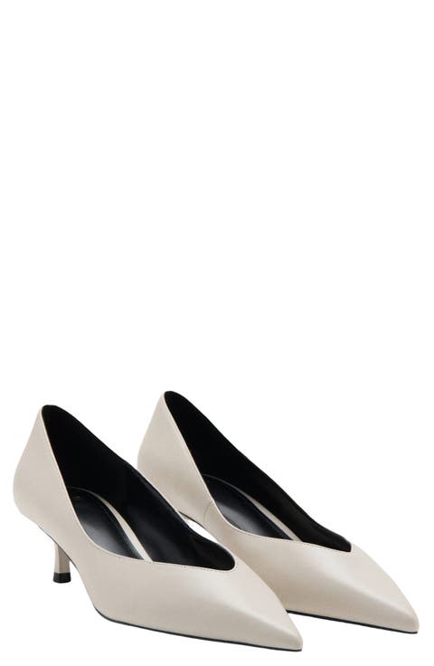 Pointed Toe Kitten Heel Pump