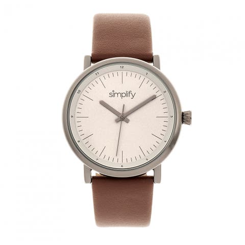 The 6200 Leather-Strap Watch