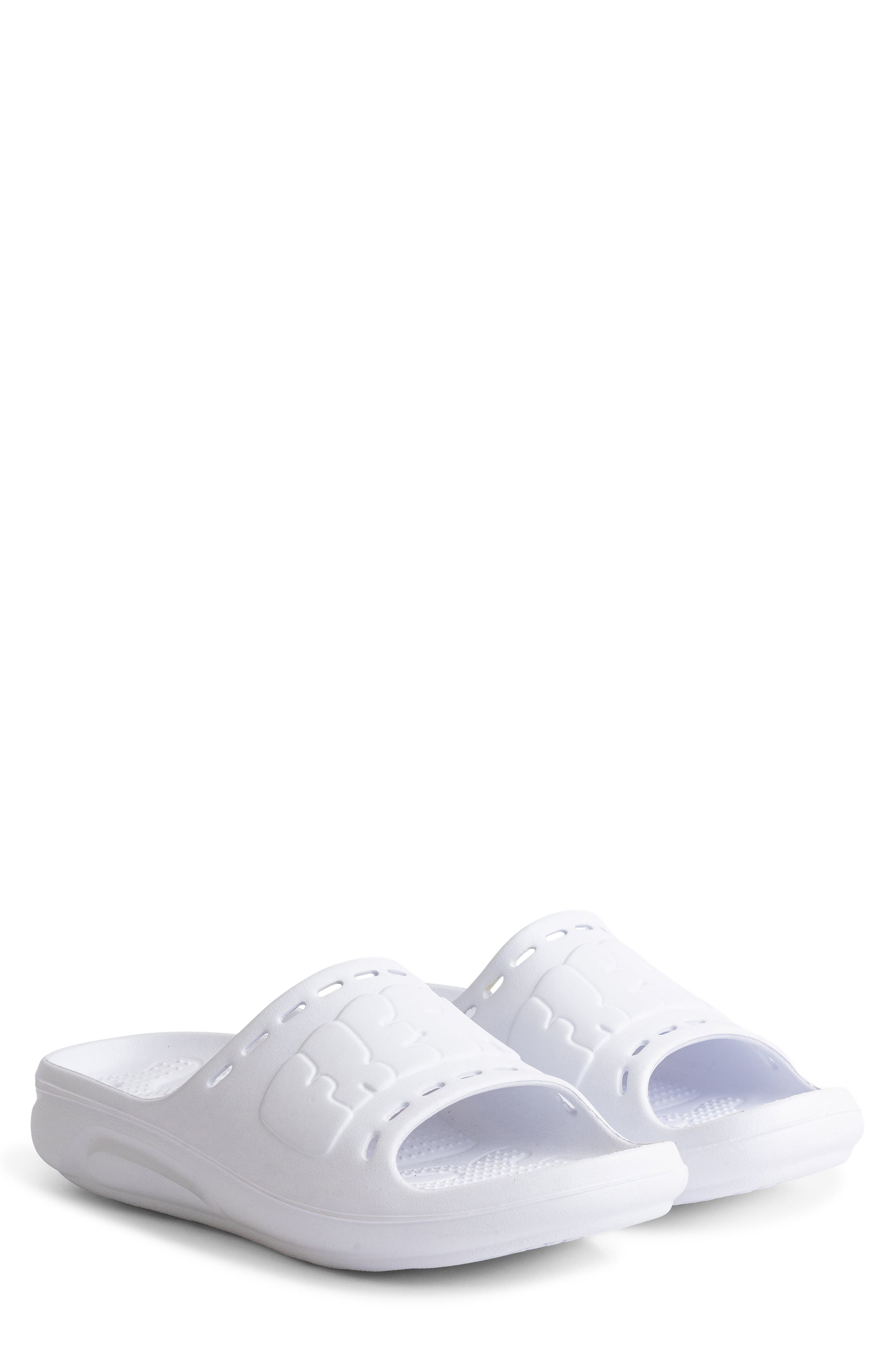 WHITE / WHITE