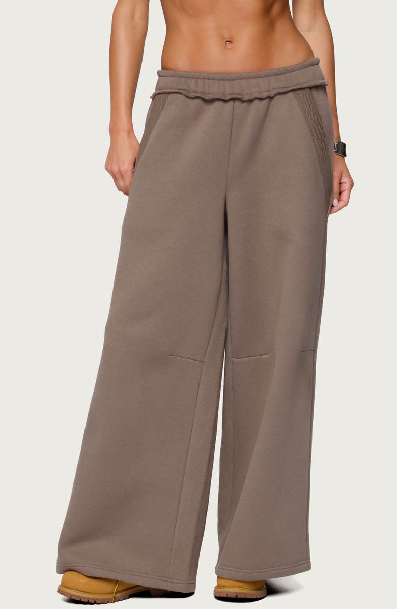 EDIKTED Kori Oversize Baggy Sweatpants, Main, color, Brown