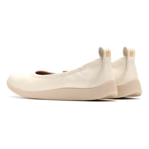 Abeo Vela Balletflat In White