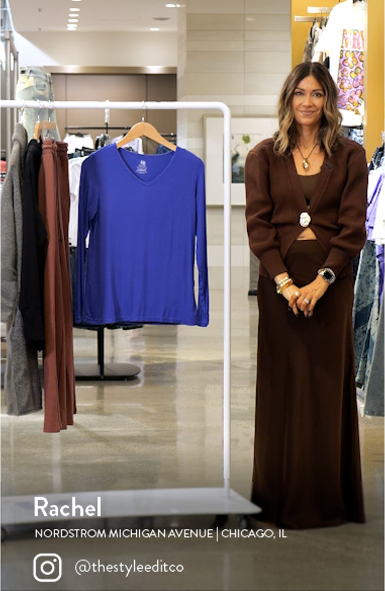 Rib V-Neck Maternity/Nursing Top, sales video thumbnail