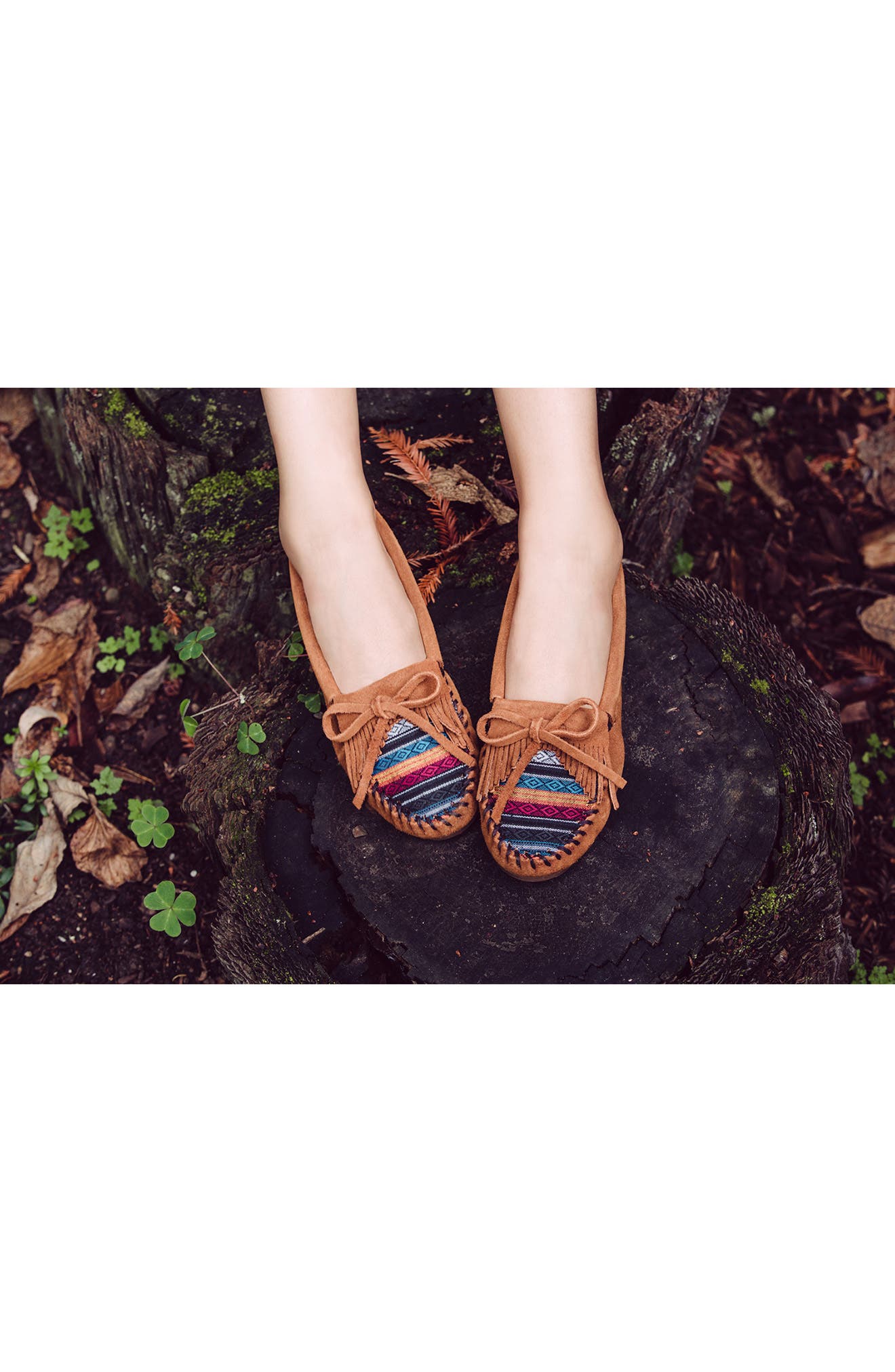 Minnetonka Kiltie Driving Shoe, Alternate, color, Brown Arizona Print