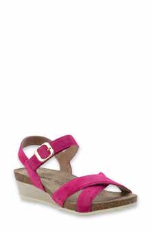 Throne Wedge Sandal