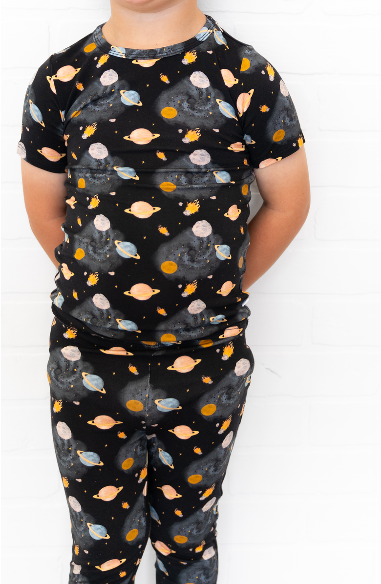 Laree + Co Thain 2-Piece Short Sleeve Set, Alternate, color, Navy