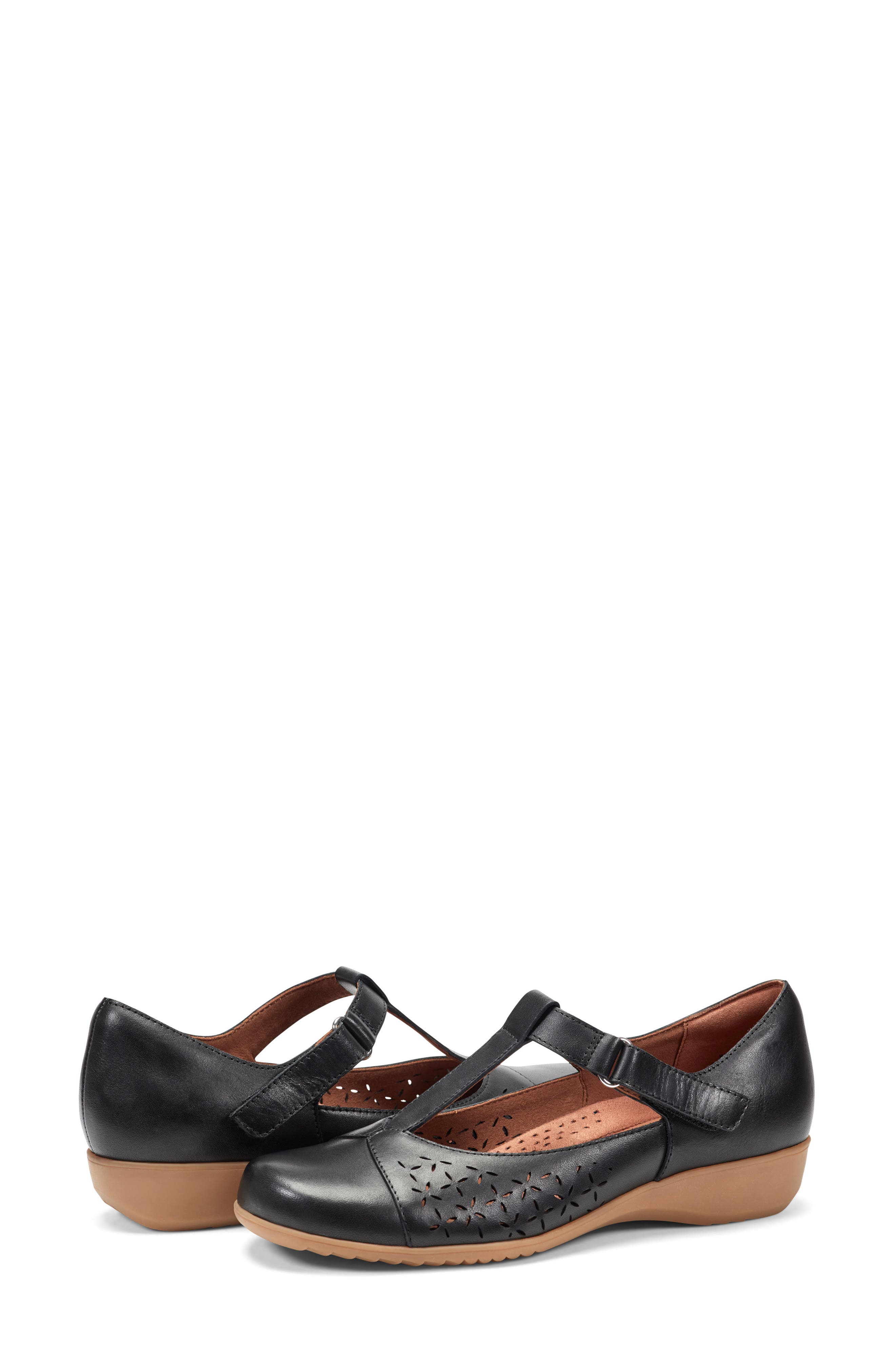 Rockport Cobb Hill Chrowen T-Strap Wedge Pump, Alternate, color, Black