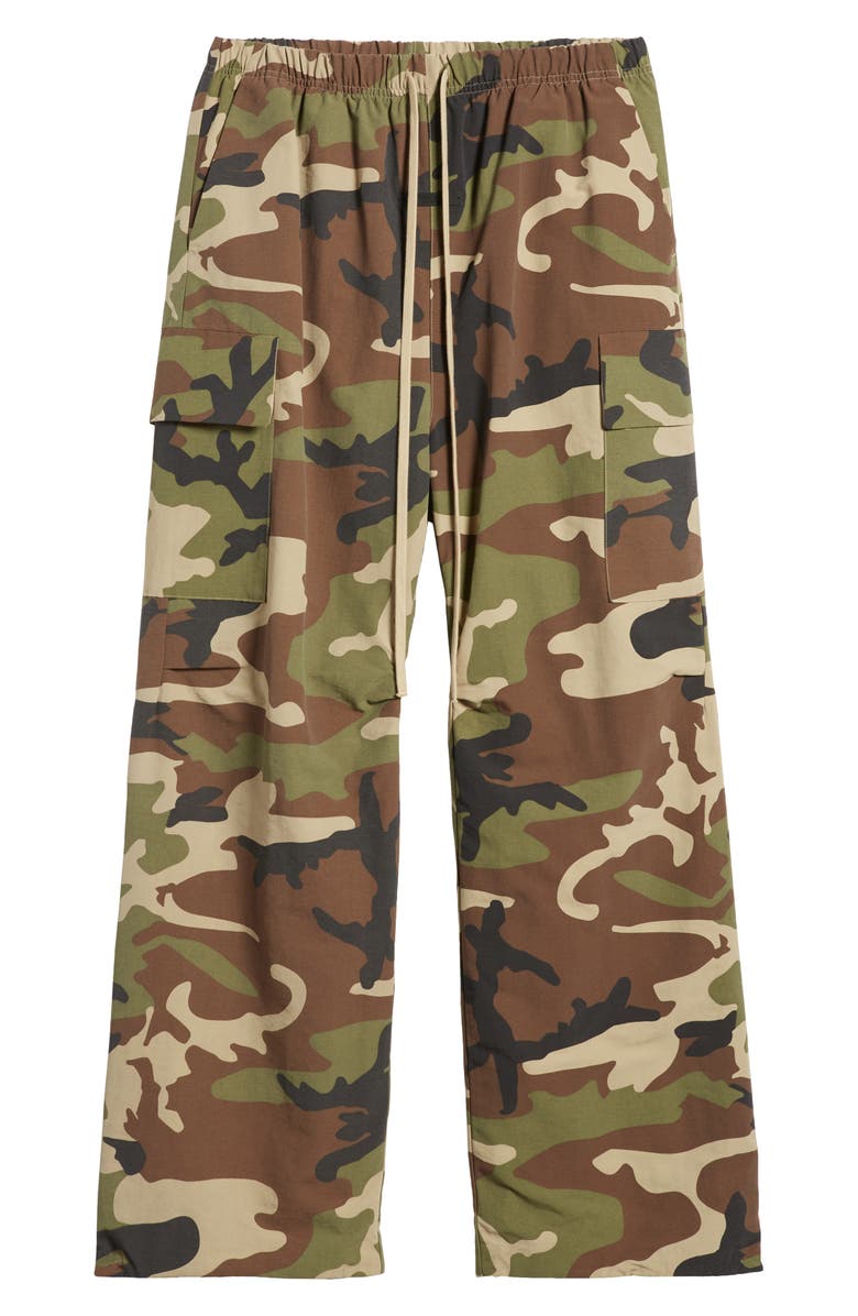 Fear of God Essentials Gender Inclusive Camo Cargo Field Pants, Alternate, color,