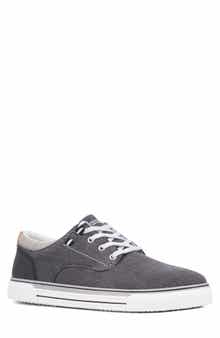 RESERVE FOOTWEAR Mason Sneaker