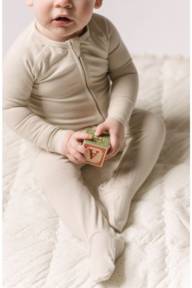 Fitted Organic Cotton One-Piece Footie Pajamas, Alternate, color, NATURAL
