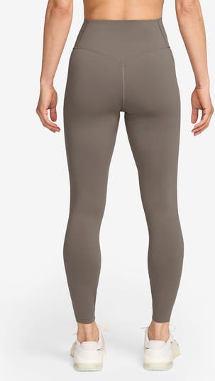 Universa Medium-Support High-Waisted Pocket 7/8 Leggings
