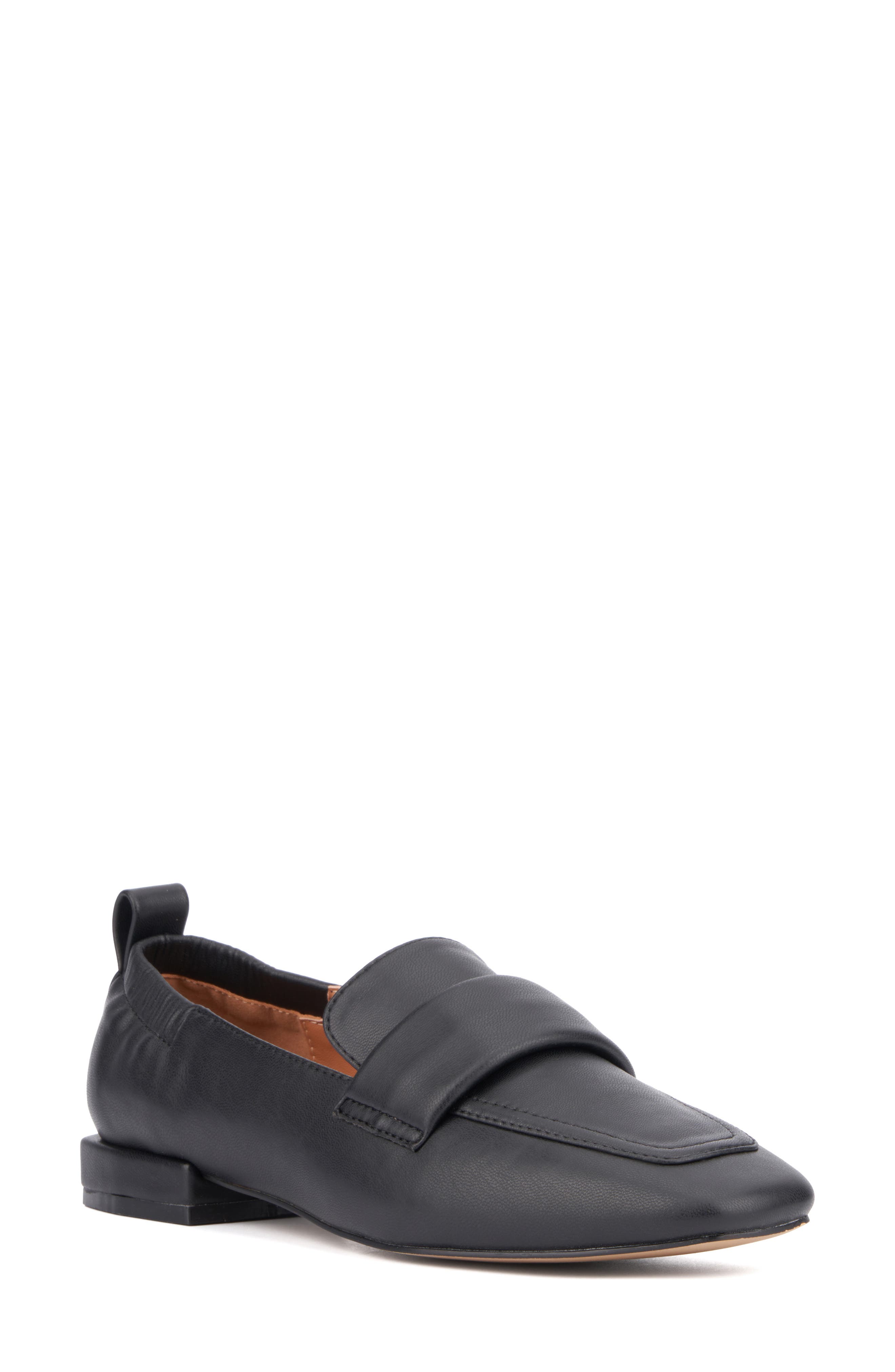 TORGEIS Kamella Moc Toe Loafer, Main, color, Black