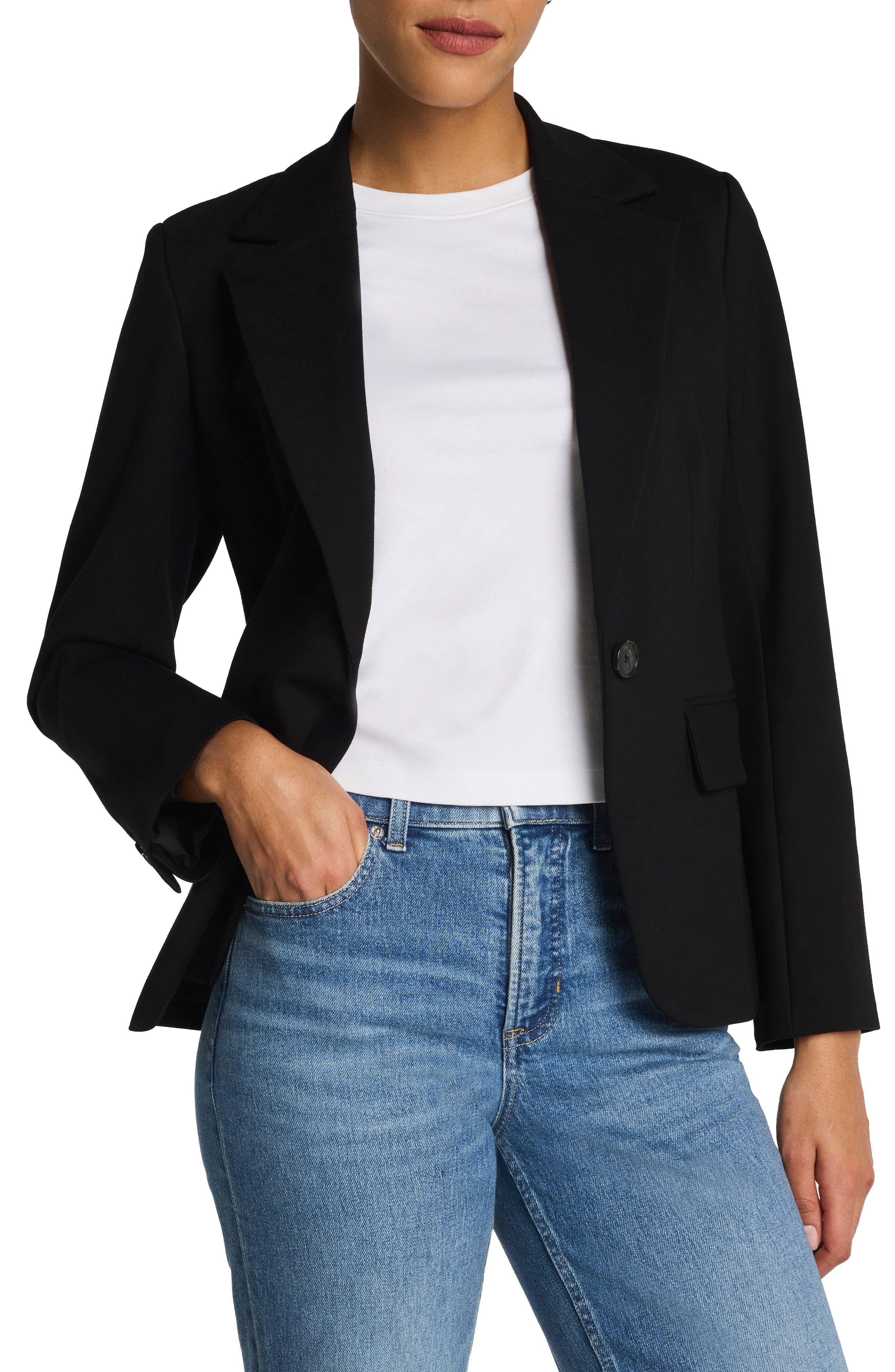 CLASSIC BLACK