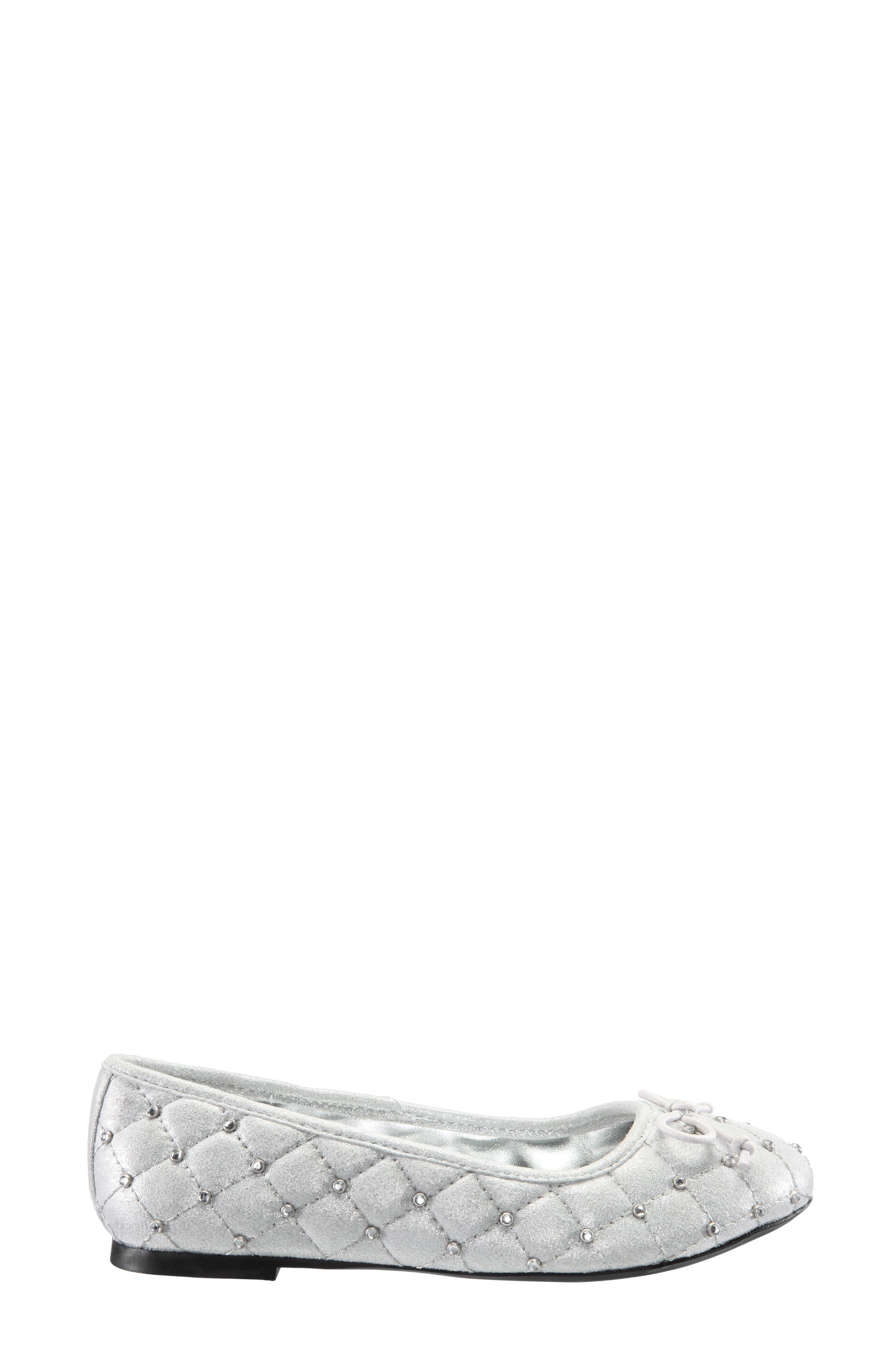Yamarie Flat, Alternate, color, SILVER SHIMMER