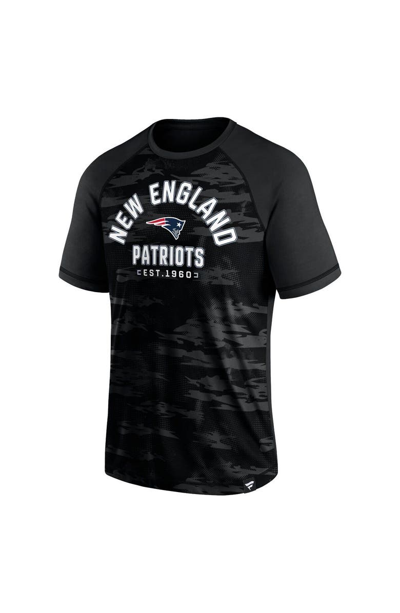 FANATICS Men's Fanatics Branded New England Patriots Blackout Hail Mary Raglan T-Shirt, Alternate, color, Black