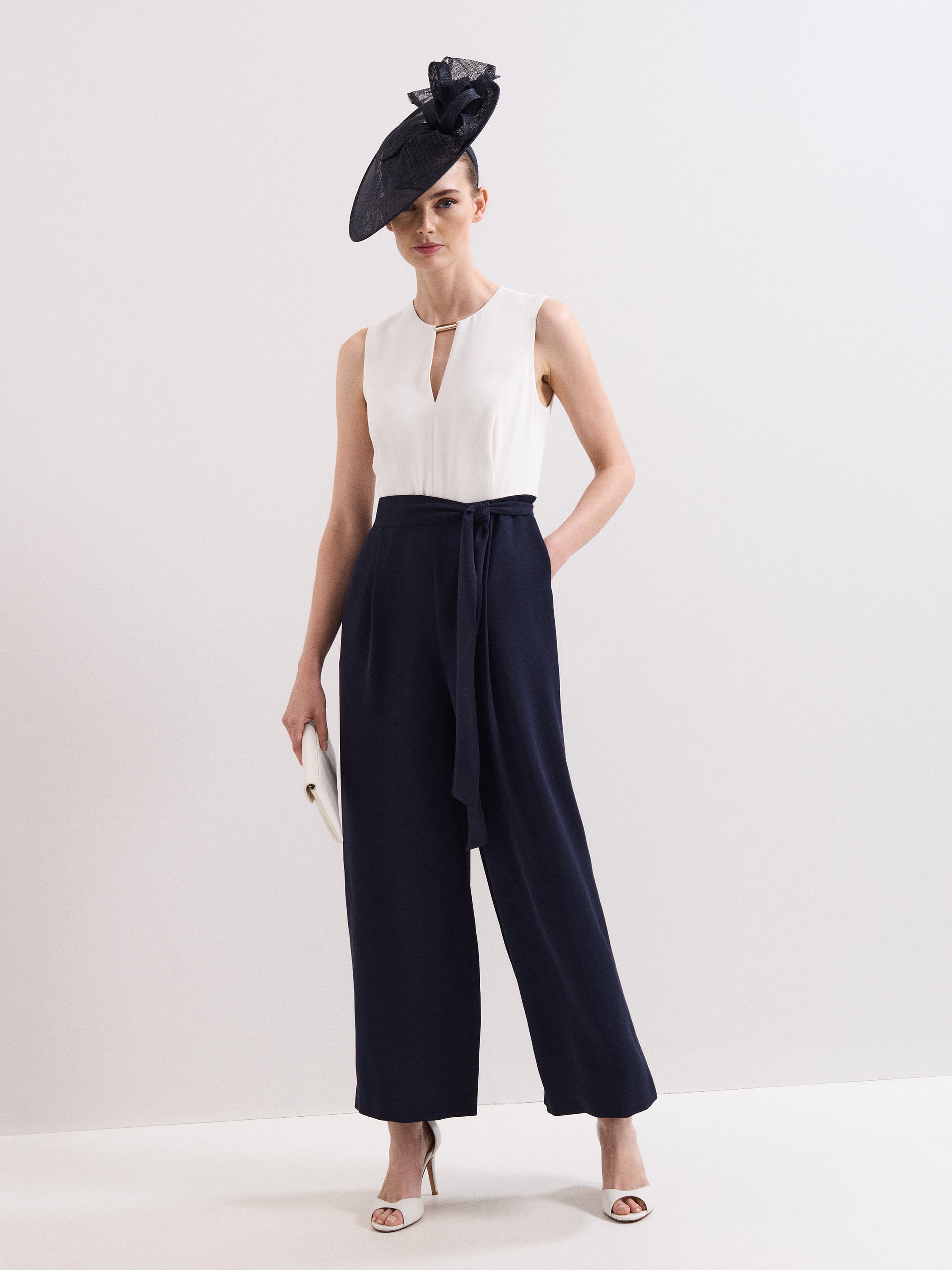 selected Navy/Ivory