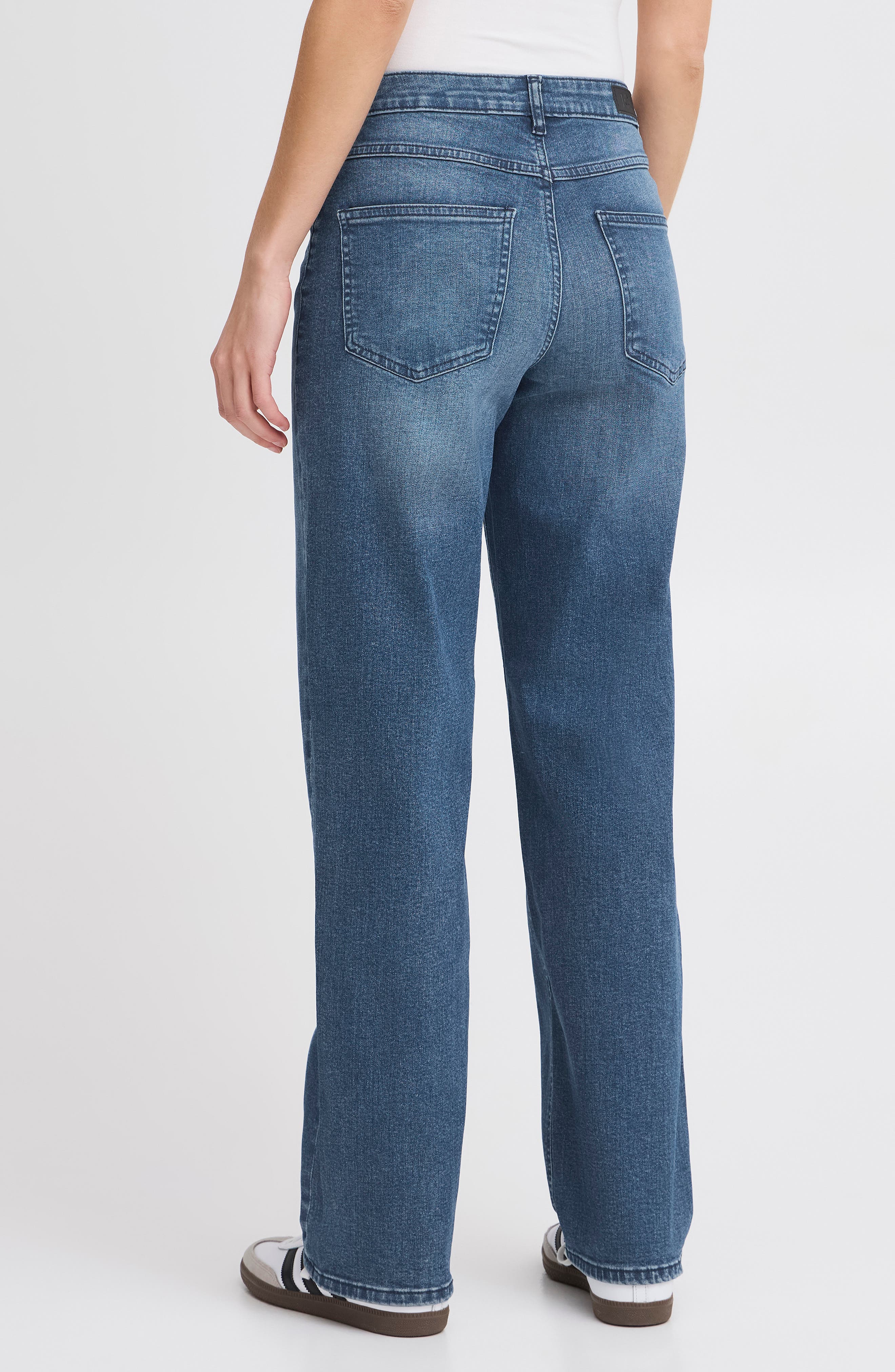 Twiggy Straight Leg Jeans - image 4