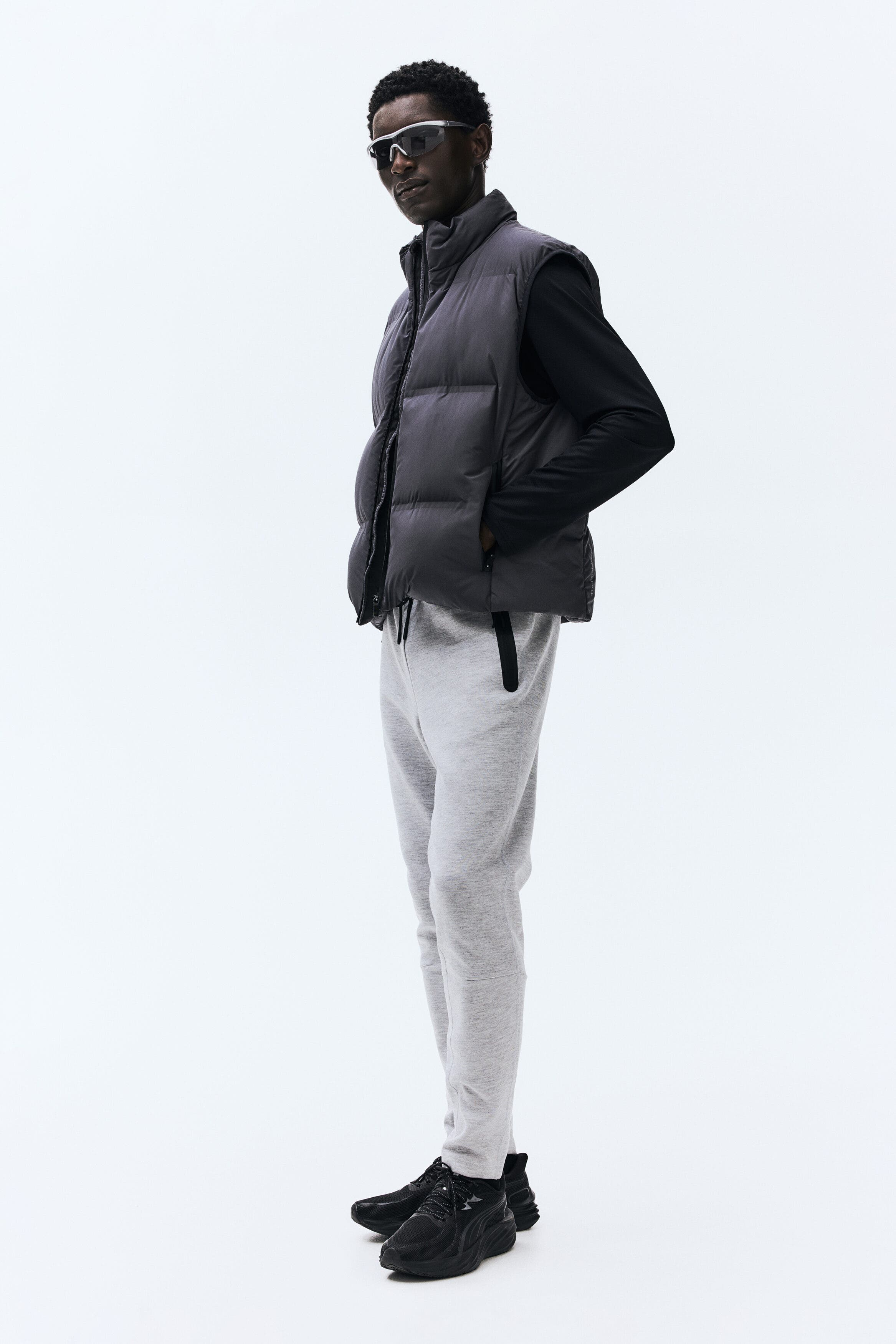 Slim-fit sports joggers with drymove - image 2