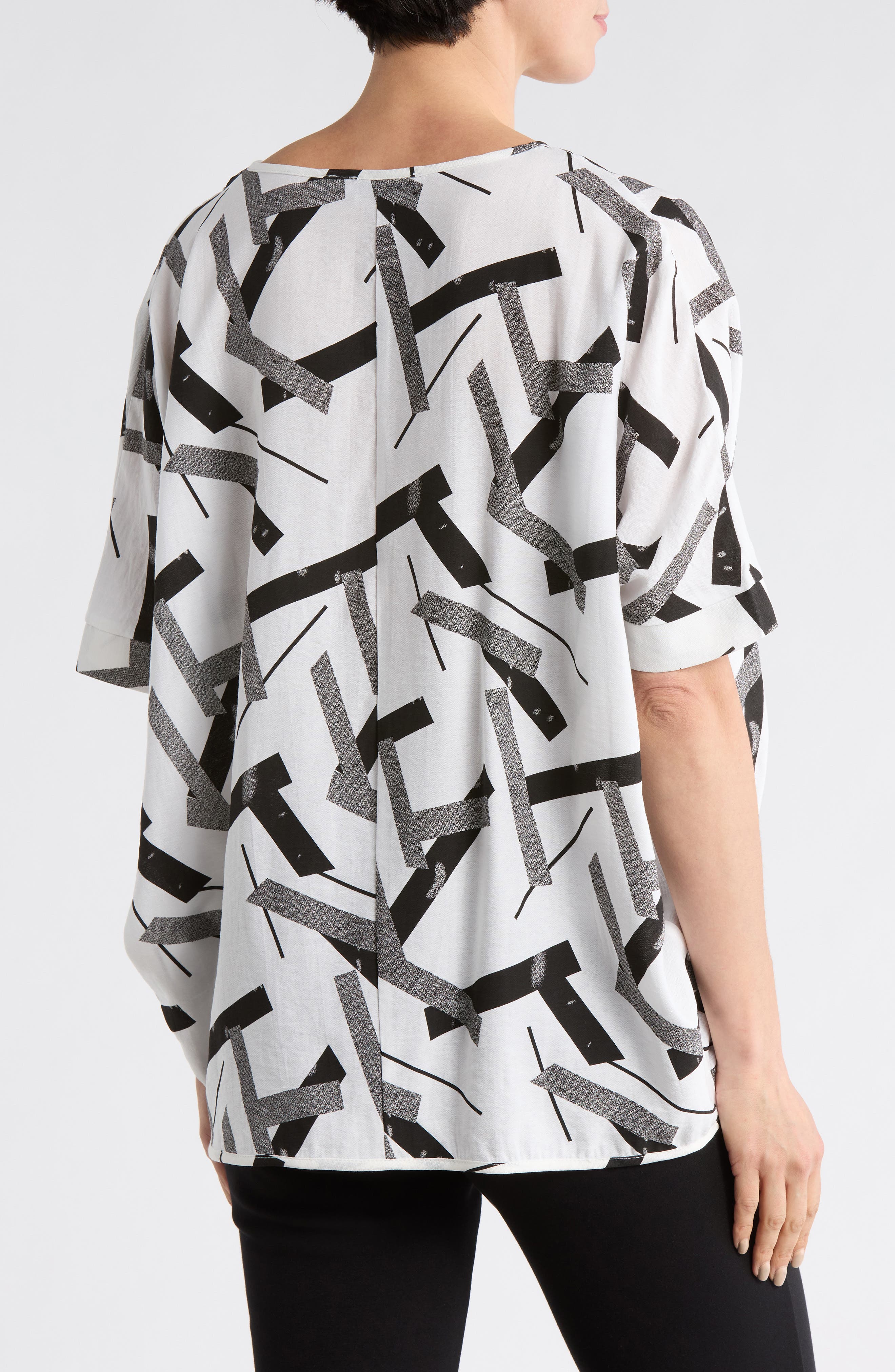 Geometric Print V-Neck Top - image 4