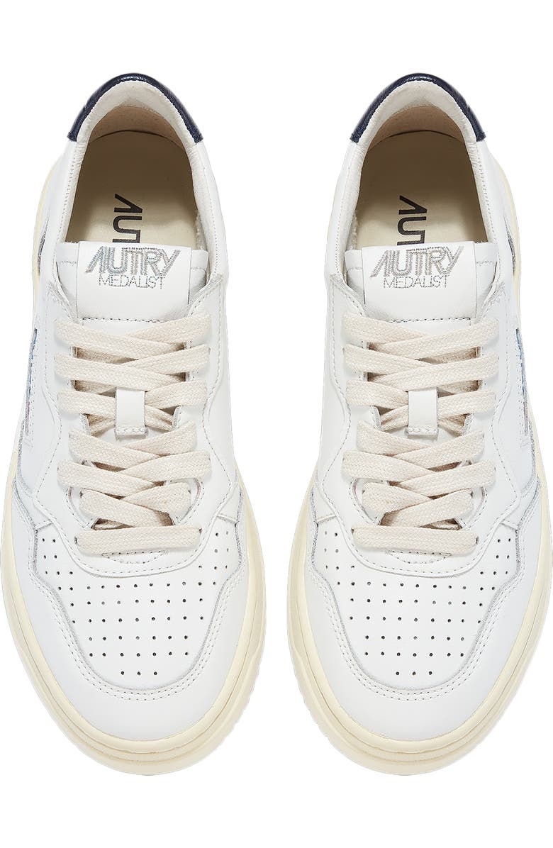 AUTRY Medalist Low Sneaker, Alternate, color, Wht/Space