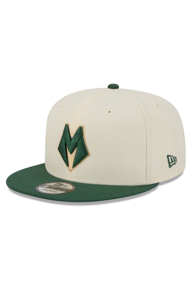 Men's New Era Tan/Hunter Green Milwaukee Bucks 2025/26 City Edition 9FIFTY Snapback Hat, Alternate, color, Tan
