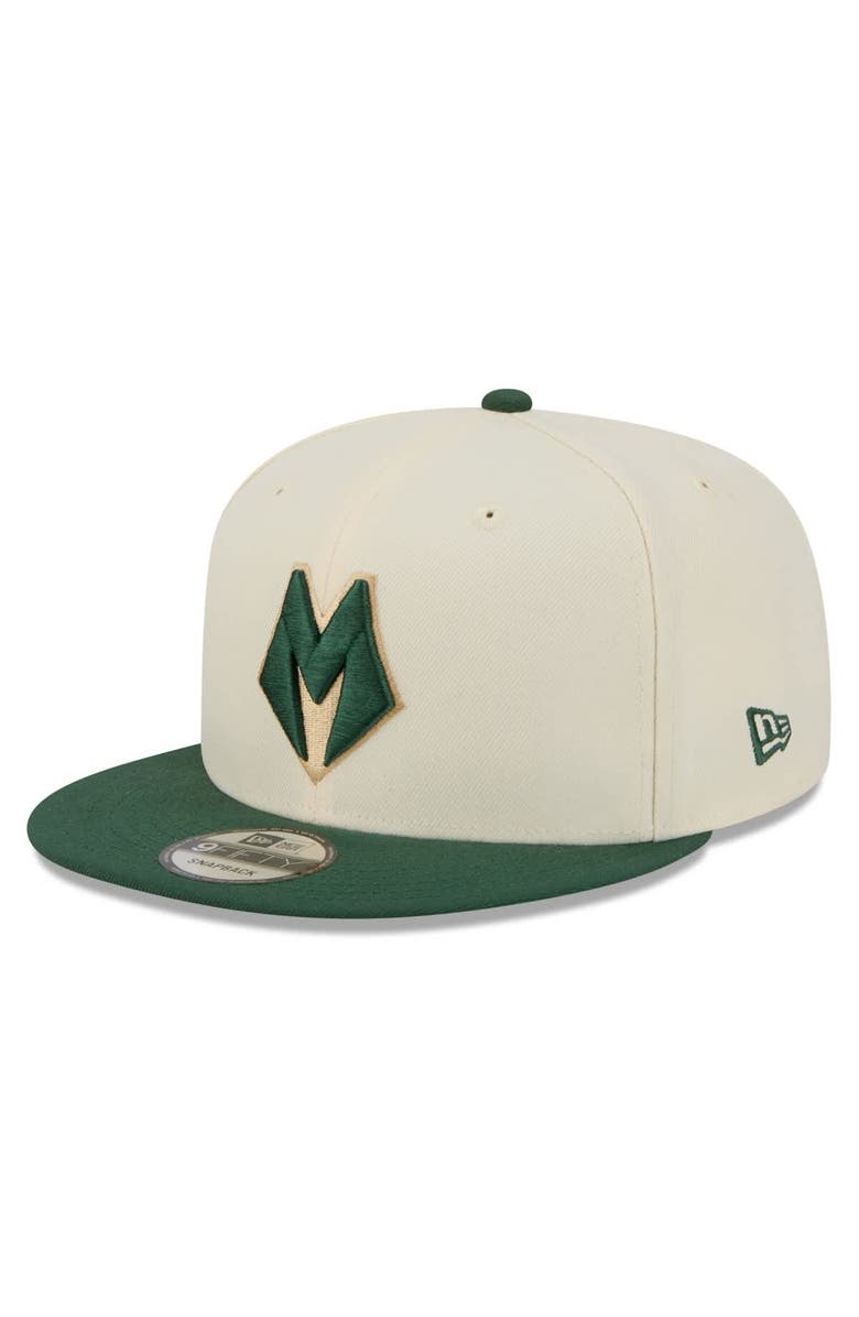New Era Men's New Era Tan/Hunter Green Milwaukee Bucks 2025/26 City Edition 9FIFTY Snapback Hat, Alternate, color, Tan