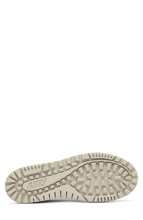 Autry Wildplace Low Sneaker In Neutral