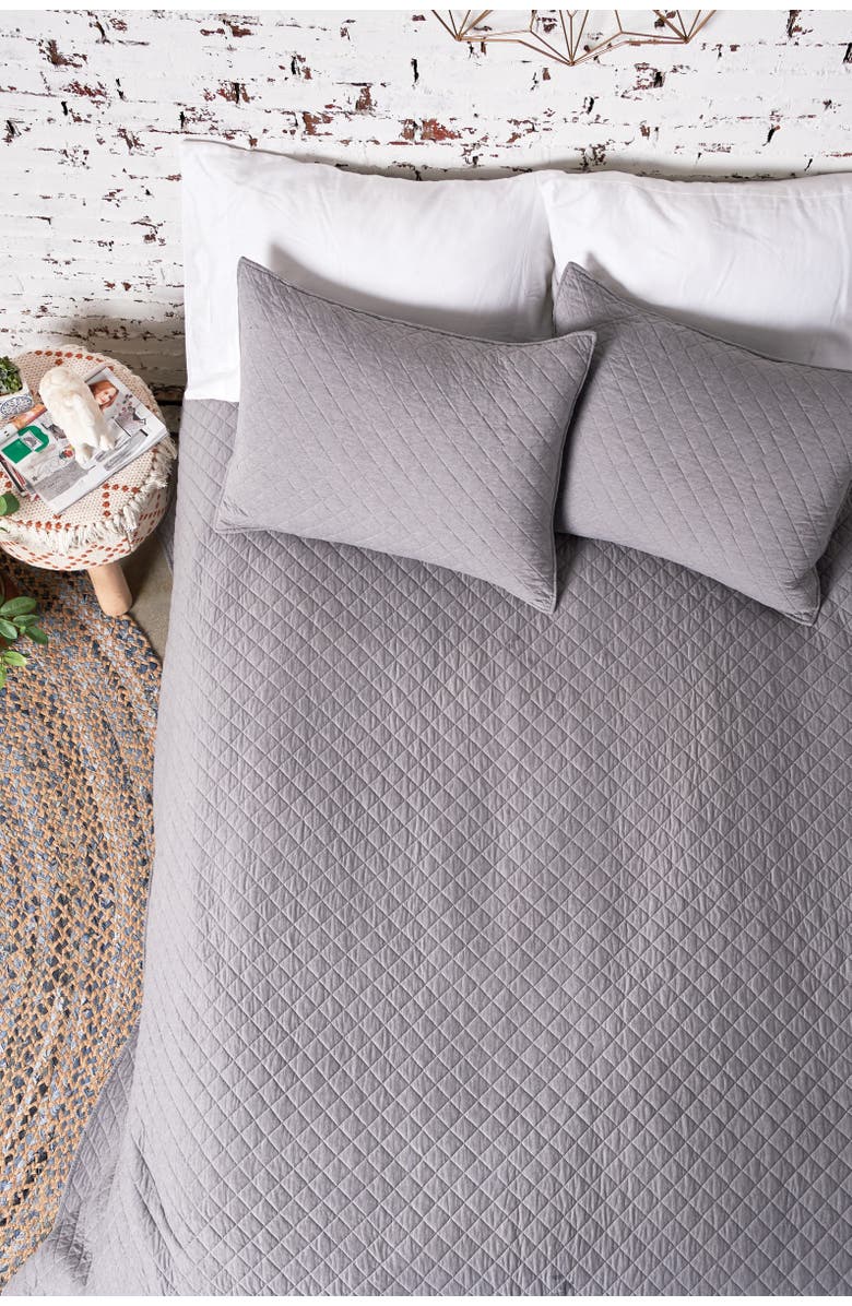 carol & frank Jersey Gray Quilt, Alternate, color, Gray