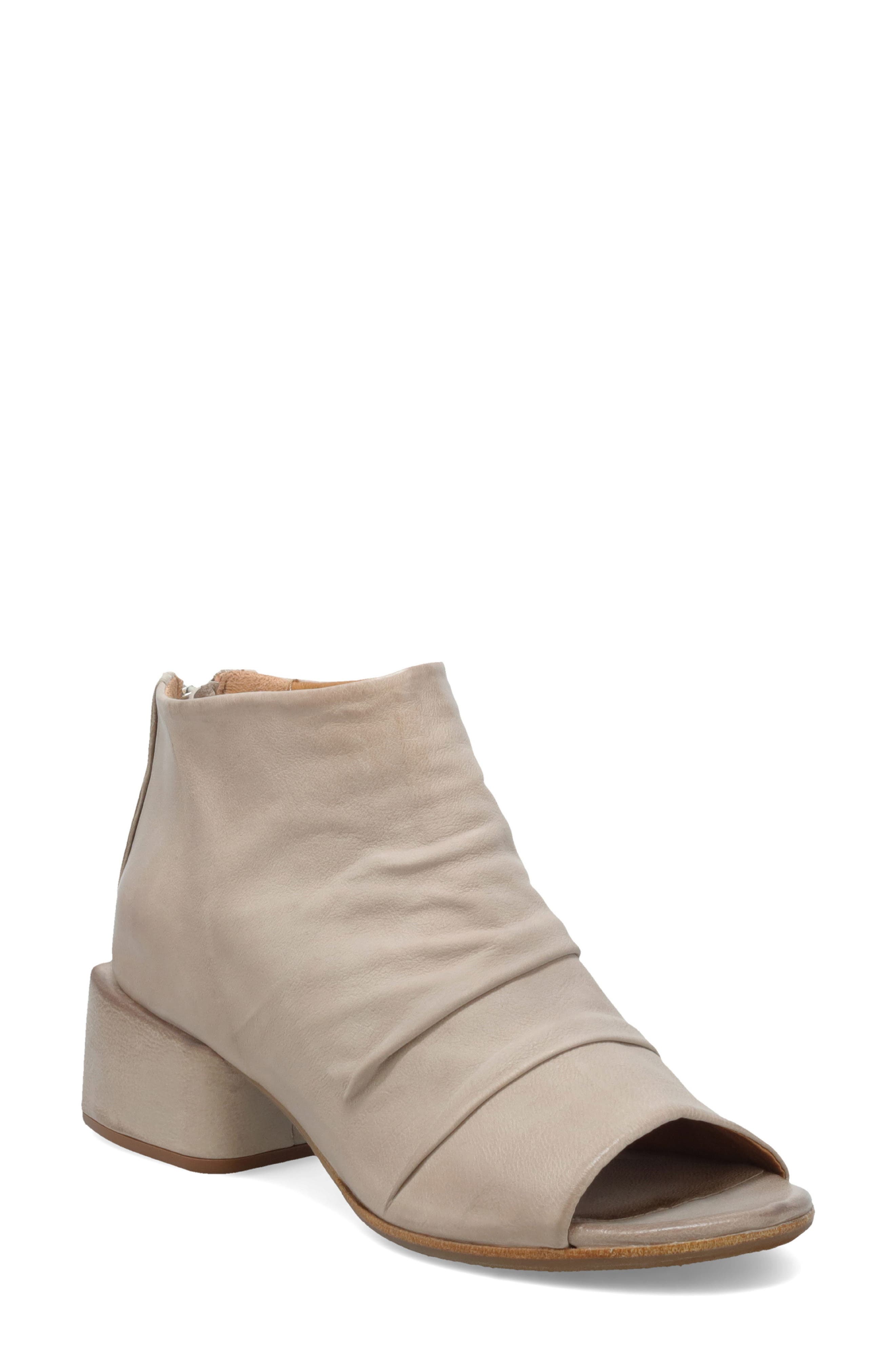 Terrence Bootie, Main, color, BONE
