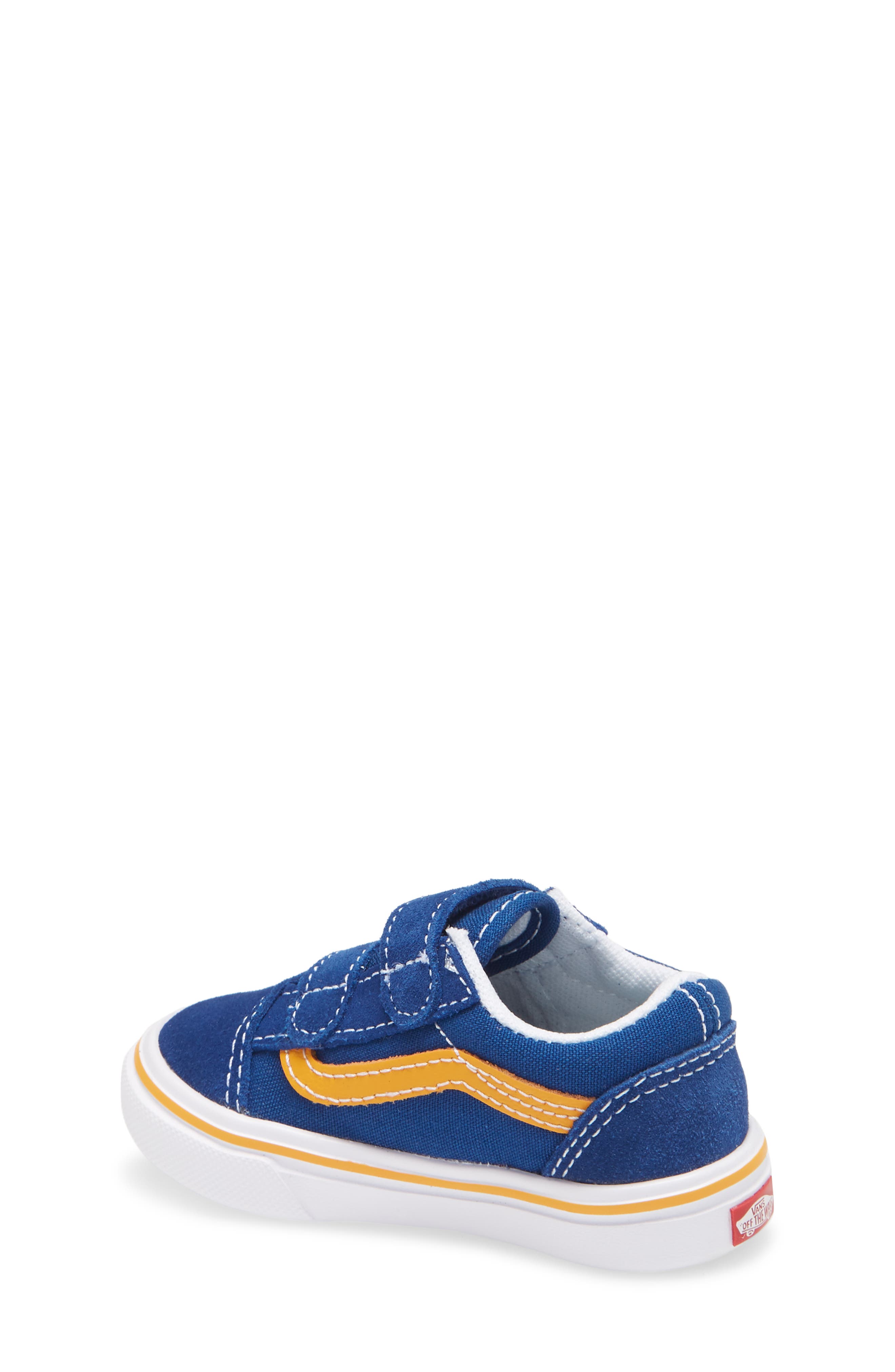 Vans ComfyCush Old Skool V Sneaker, Alternate, color, 
