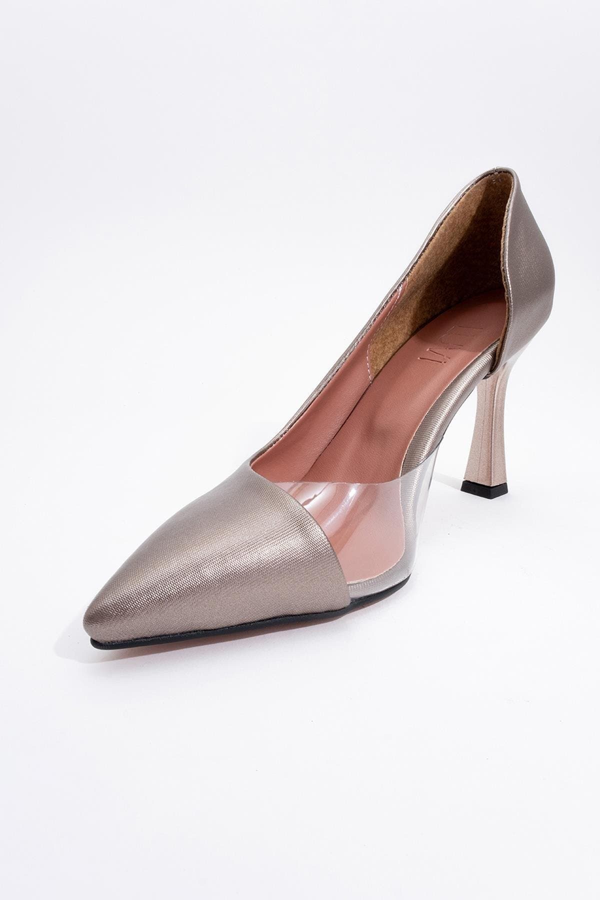 Ursula Pointed Toe Pump - image 4