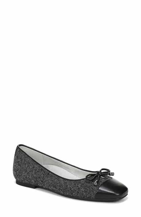 Vionic Klara Cap Toe Flat