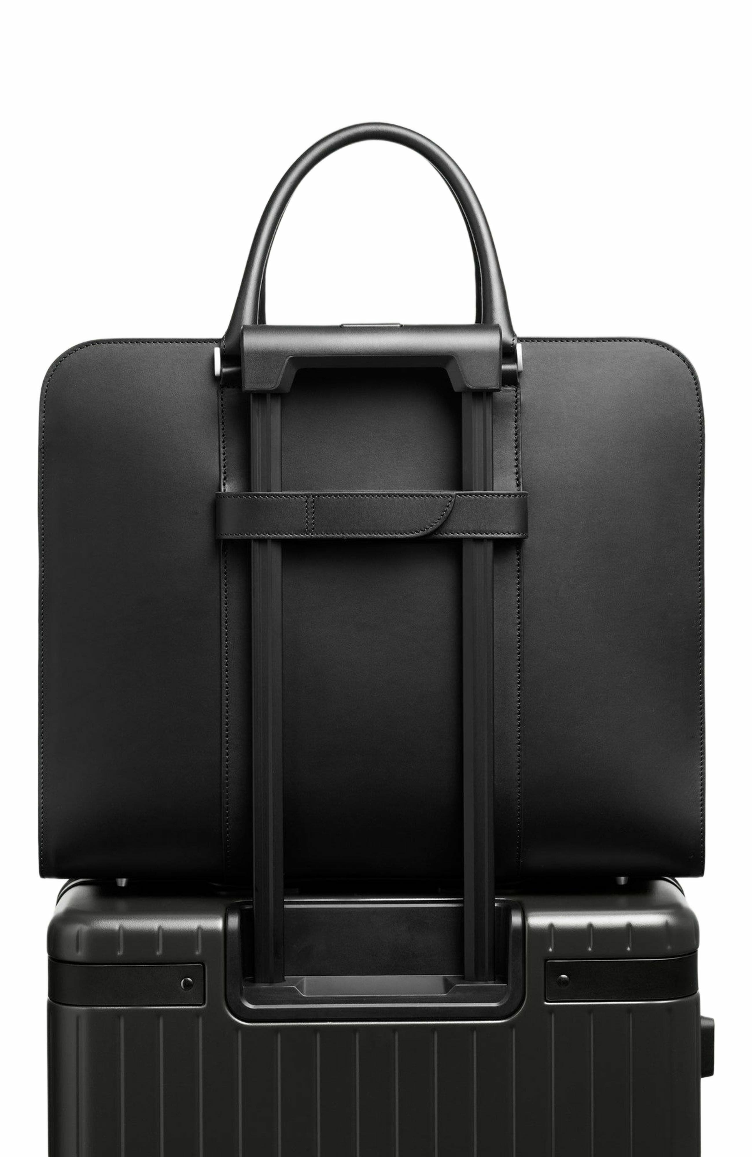 Carl Friedrik Smart holder, Alternate, color, Black