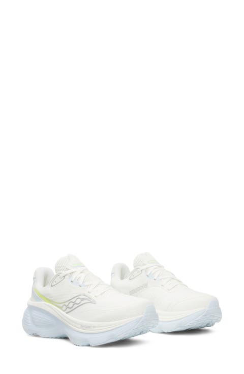 Hurricane 26 Running Shoe