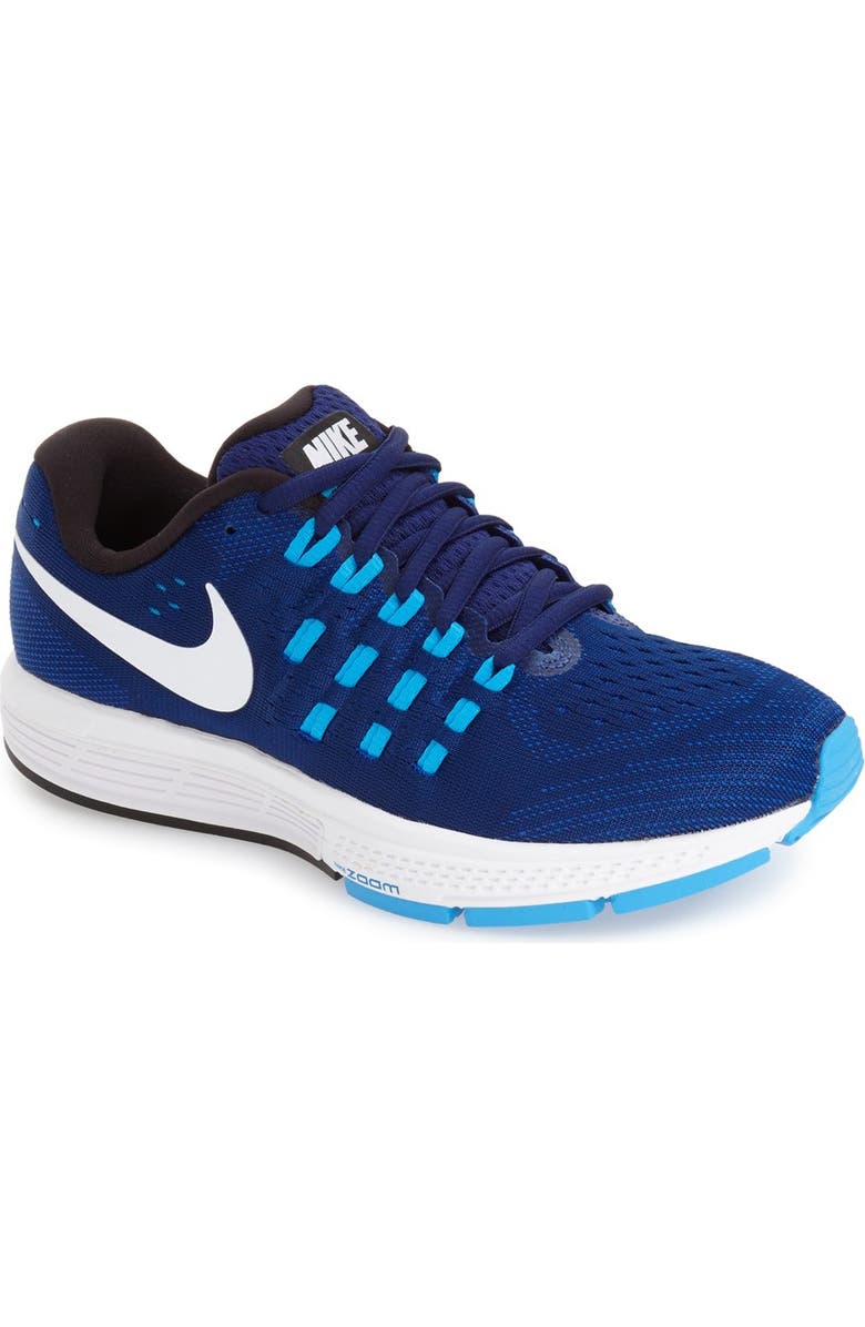 Nike Air Zoom Vomero 11 Sneaker, Main, color,