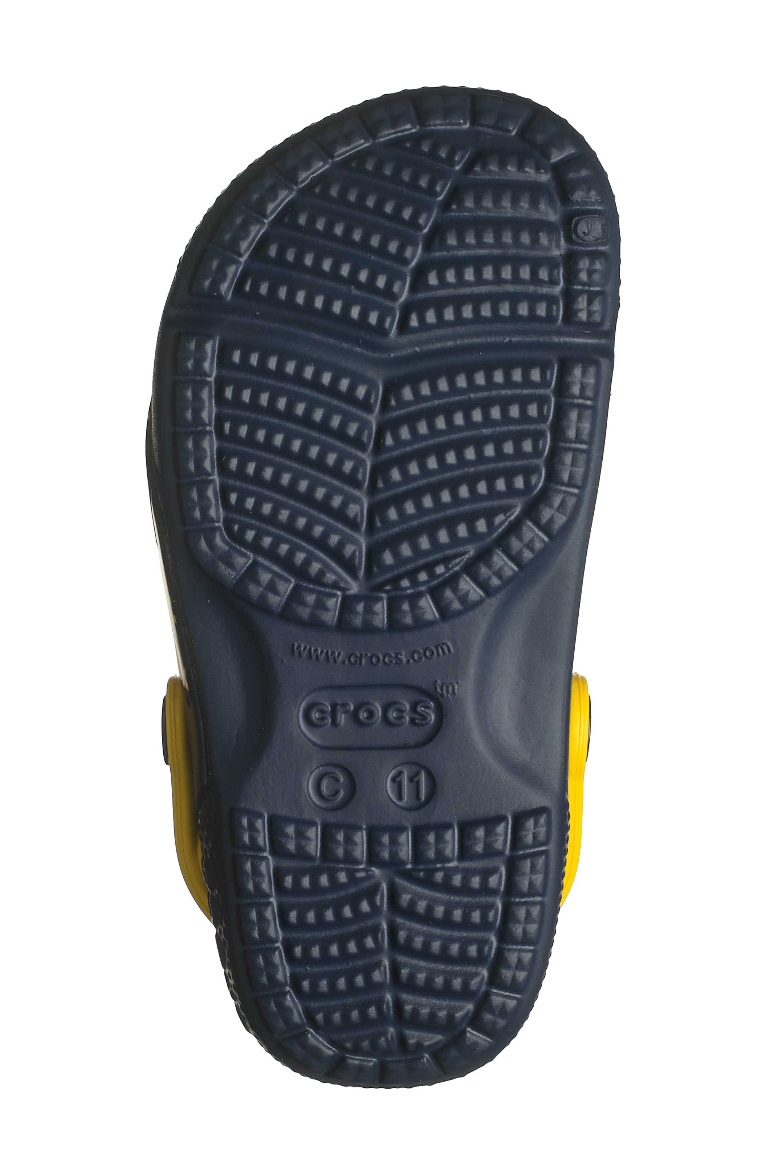 CROCS Kids' Batman Patch Classic Clog, Alternate, color, 